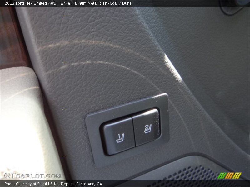 White Platinum Metallic Tri-Coat / Dune 2013 Ford Flex Limited AWD