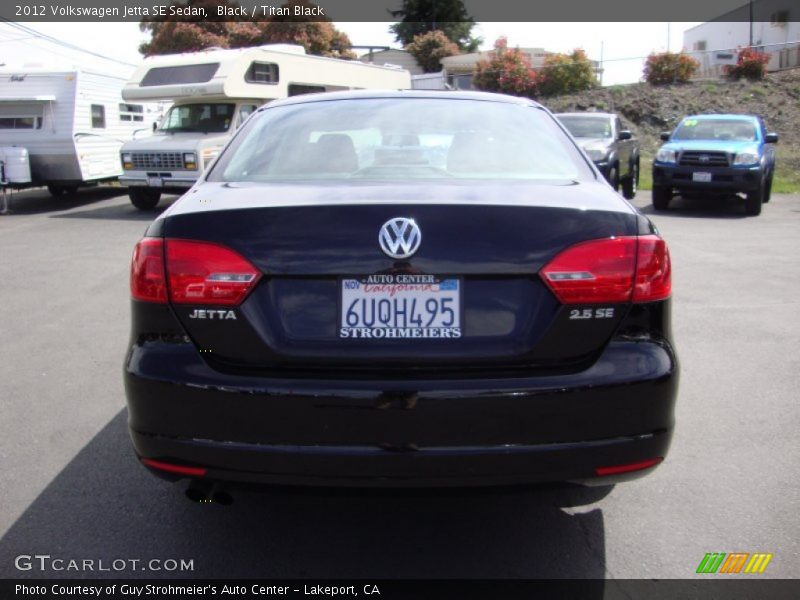 Black / Titan Black 2012 Volkswagen Jetta SE Sedan