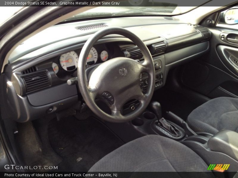 Graphite Metallic / Dark Slate Gray 2004 Dodge Stratus SE Sedan