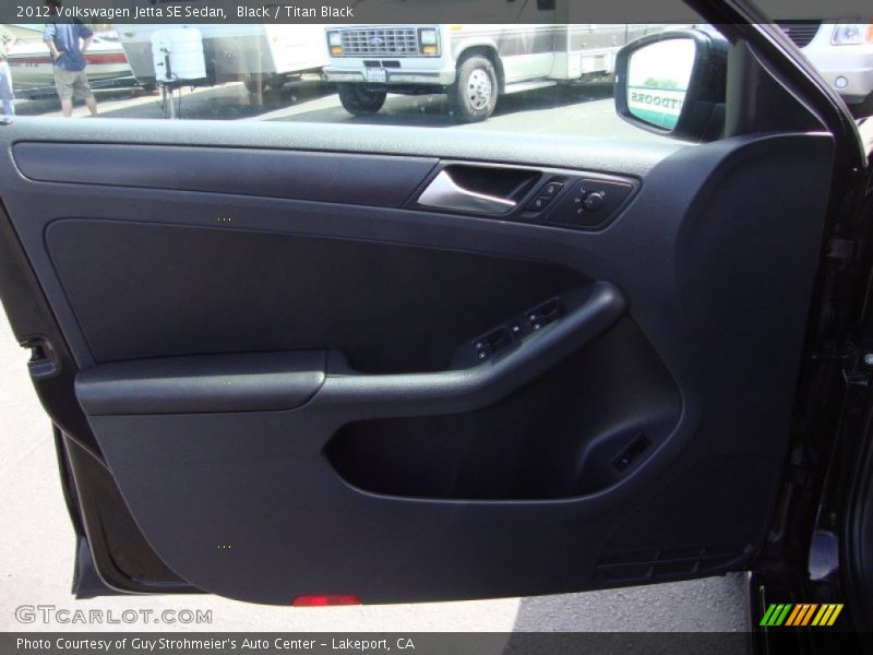 Black / Titan Black 2012 Volkswagen Jetta SE Sedan