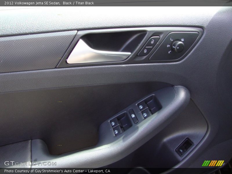 Black / Titan Black 2012 Volkswagen Jetta SE Sedan