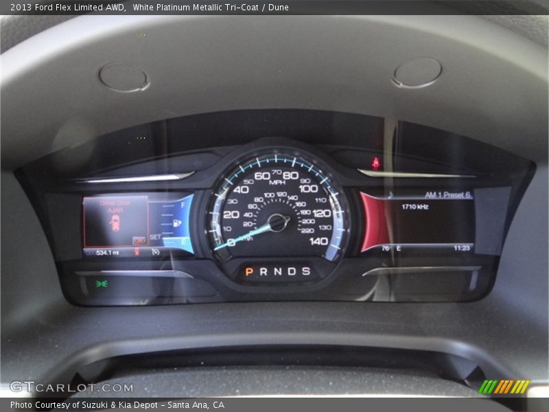 White Platinum Metallic Tri-Coat / Dune 2013 Ford Flex Limited AWD