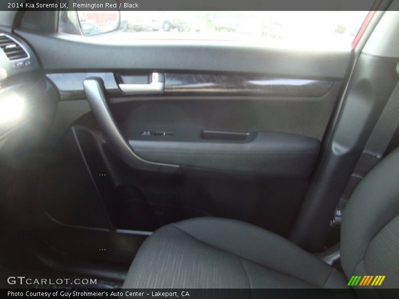 Remington Red / Black 2014 Kia Sorento LX