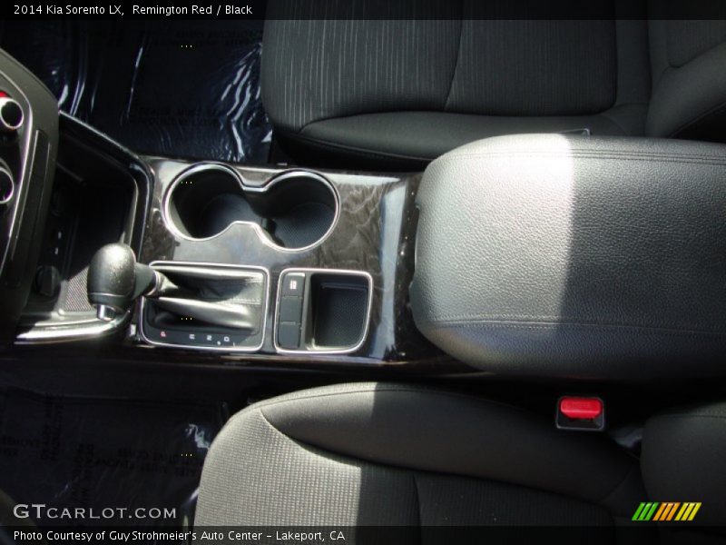 Remington Red / Black 2014 Kia Sorento LX