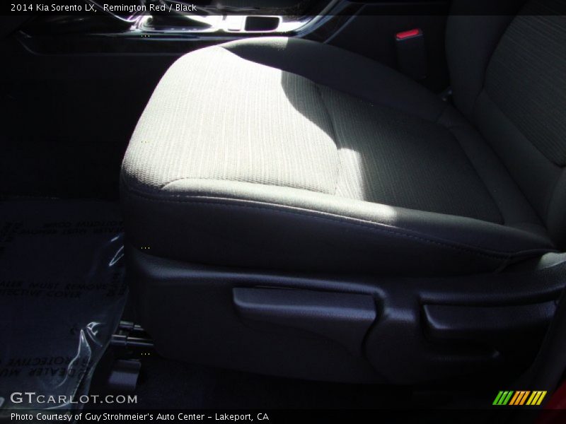 Remington Red / Black 2014 Kia Sorento LX