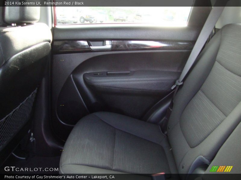 Remington Red / Black 2014 Kia Sorento LX