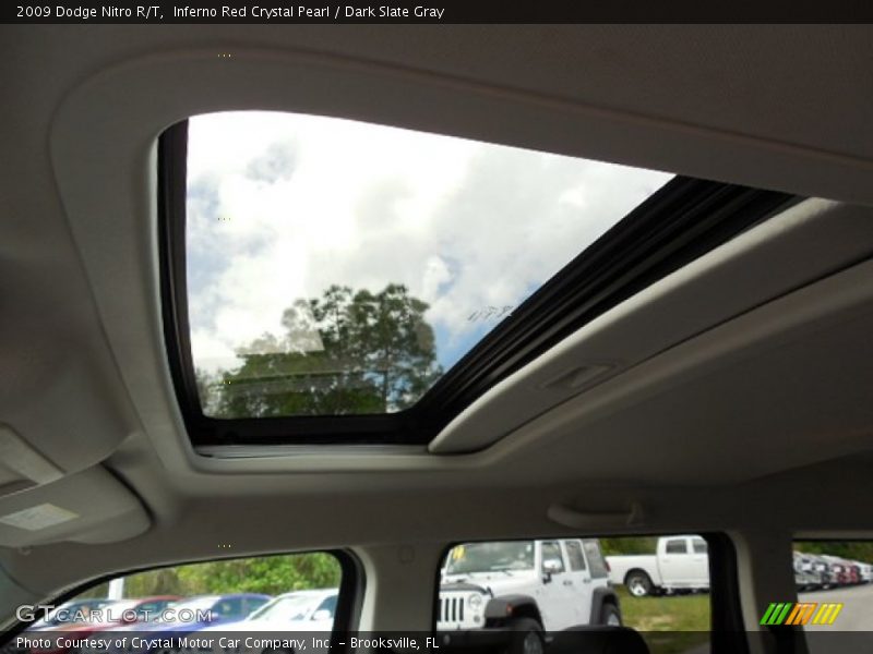Inferno Red Crystal Pearl / Dark Slate Gray 2009 Dodge Nitro R/T