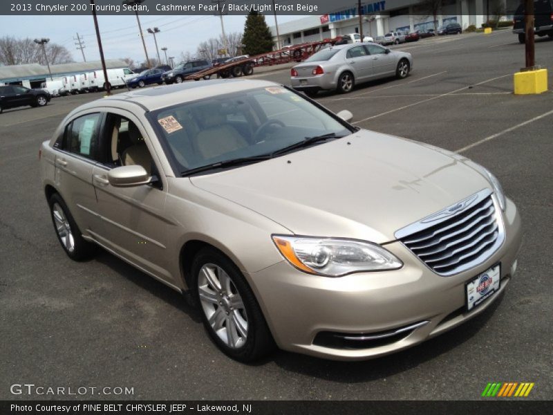 Cashmere Pearl / Black/Light Frost Beige 2013 Chrysler 200 Touring Sedan