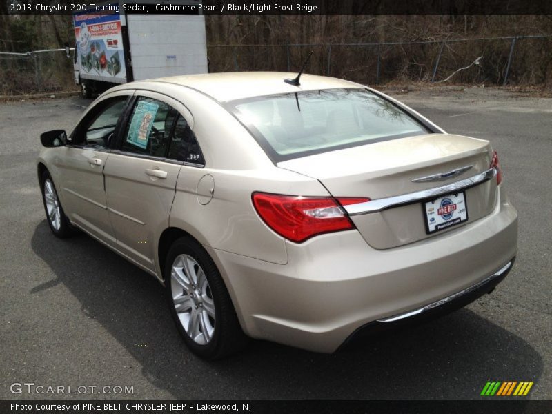 Cashmere Pearl / Black/Light Frost Beige 2013 Chrysler 200 Touring Sedan