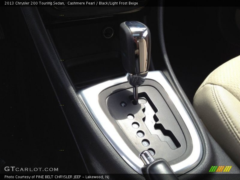 Cashmere Pearl / Black/Light Frost Beige 2013 Chrysler 200 Touring Sedan