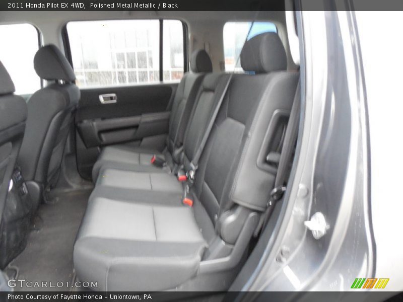 Polished Metal Metallic / Black 2011 Honda Pilot EX 4WD