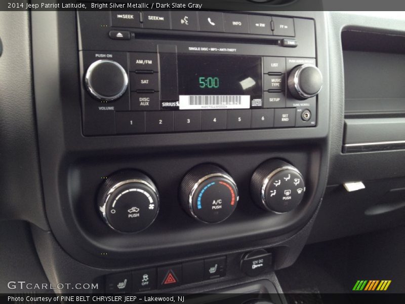 Bright Silver Metallic / Dark Slate Gray 2014 Jeep Patriot Latitude