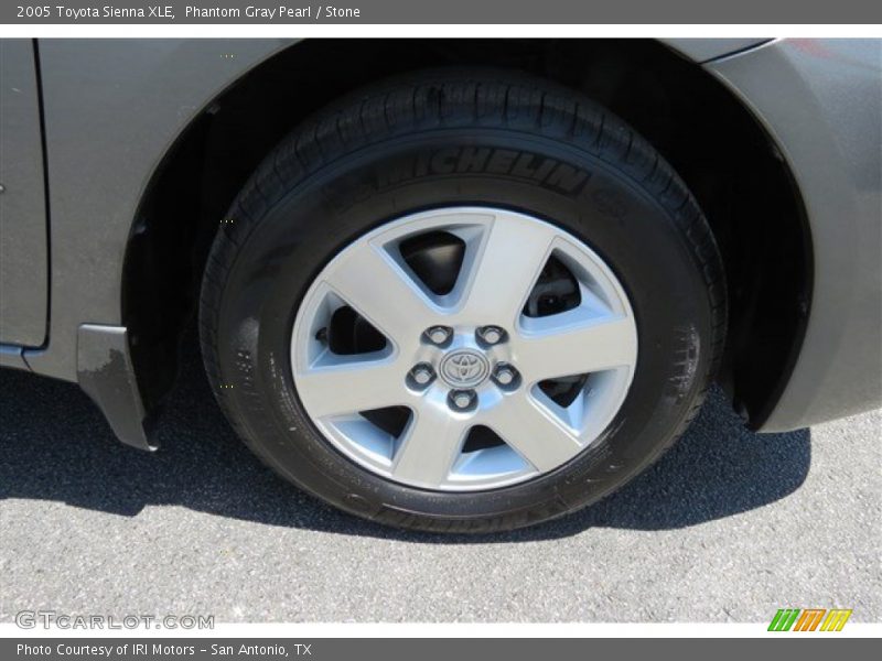 Phantom Gray Pearl / Stone 2005 Toyota Sienna XLE