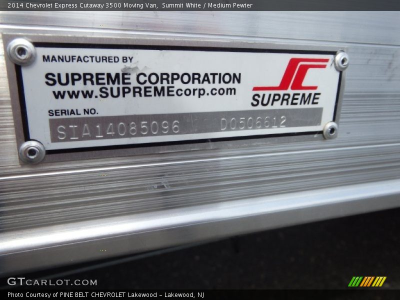 Summit White / Medium Pewter 2014 Chevrolet Express Cutaway 3500 Moving Van