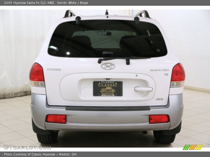Nordic White / Beige 2005 Hyundai Santa Fe GLS 4WD