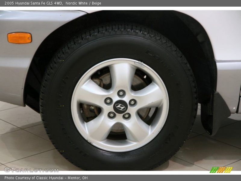 Nordic White / Beige 2005 Hyundai Santa Fe GLS 4WD
