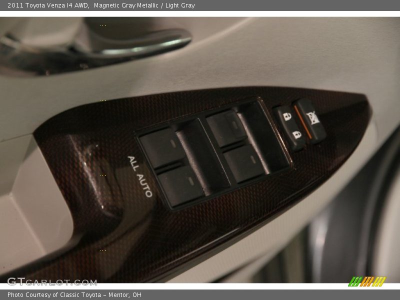 Magnetic Gray Metallic / Light Gray 2011 Toyota Venza I4 AWD