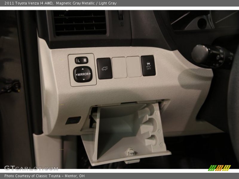 Magnetic Gray Metallic / Light Gray 2011 Toyota Venza I4 AWD