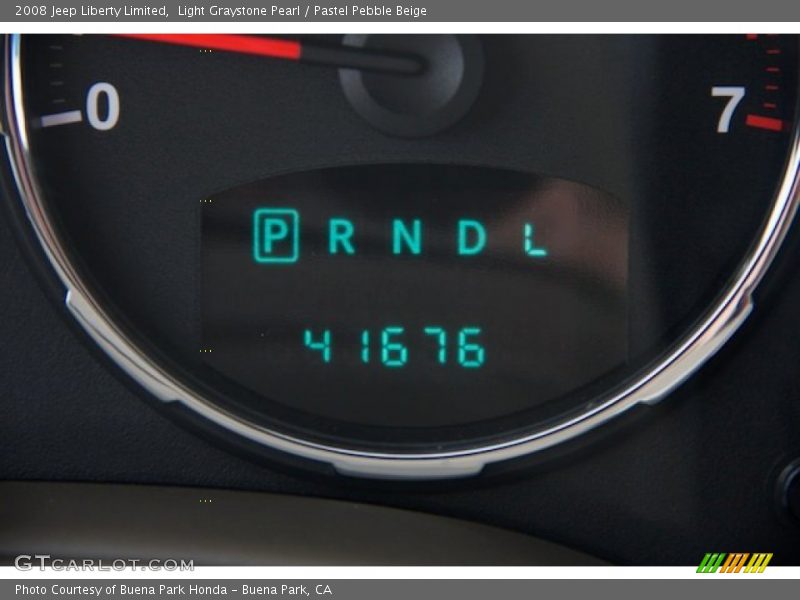 Light Graystone Pearl / Pastel Pebble Beige 2008 Jeep Liberty Limited