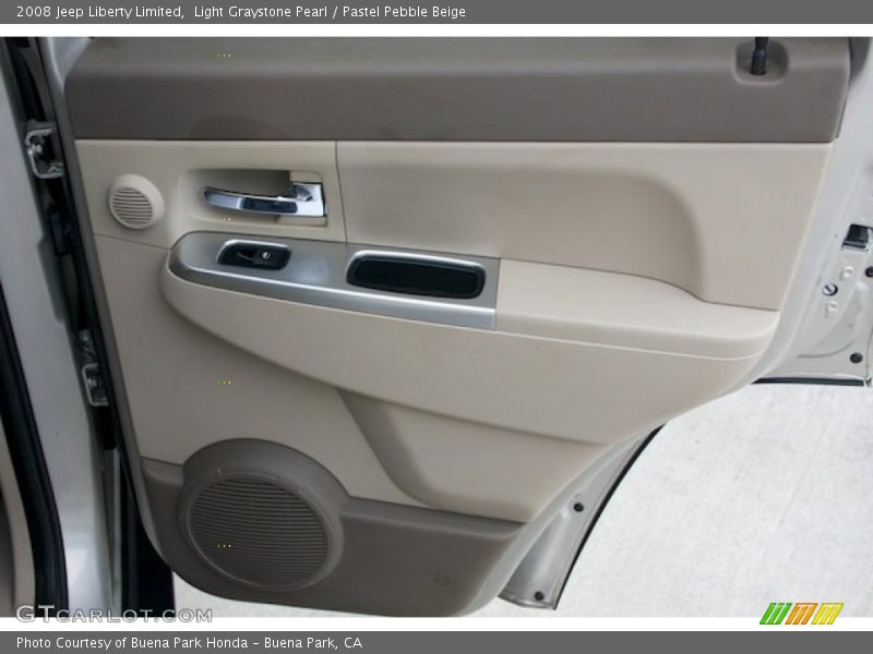 Light Graystone Pearl / Pastel Pebble Beige 2008 Jeep Liberty Limited
