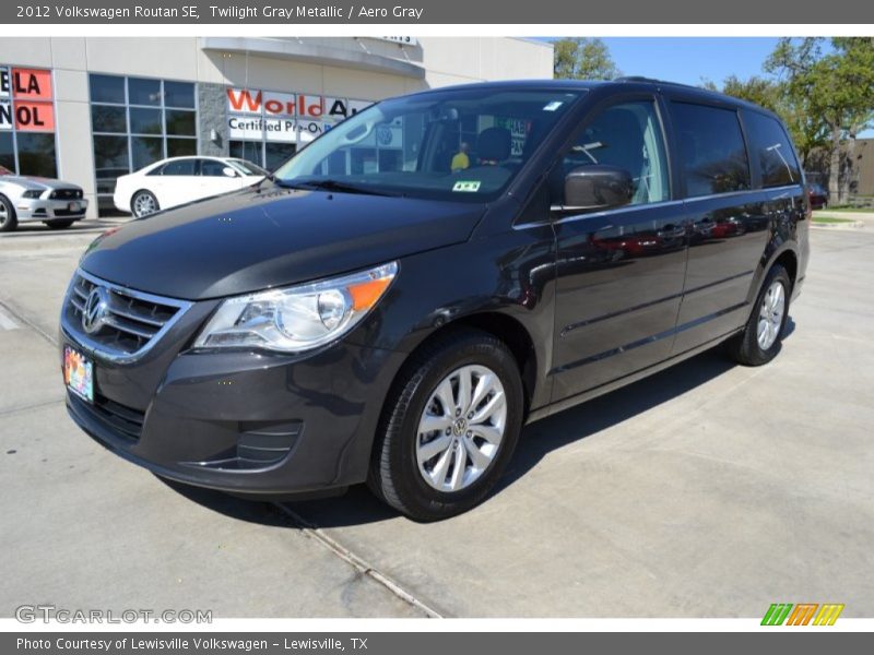 Twilight Gray Metallic / Aero Gray 2012 Volkswagen Routan SE