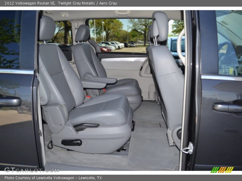 Twilight Gray Metallic / Aero Gray 2012 Volkswagen Routan SE