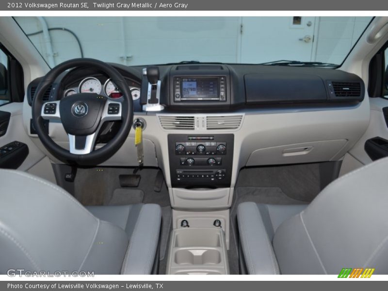 Twilight Gray Metallic / Aero Gray 2012 Volkswagen Routan SE