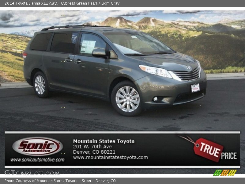 Cypress Green Pearl / Light Gray 2014 Toyota Sienna XLE AWD