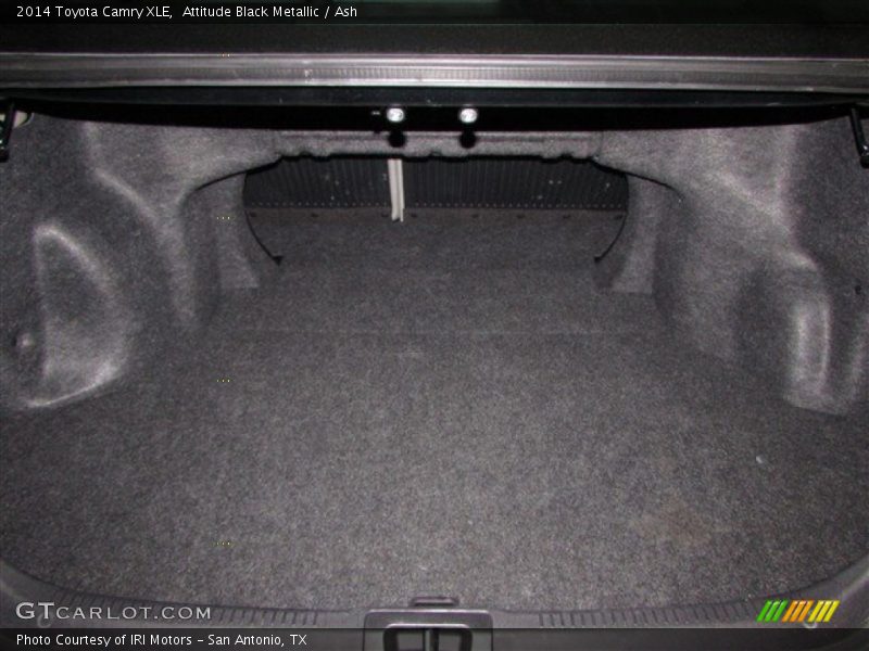 Attitude Black Metallic / Ash 2014 Toyota Camry XLE