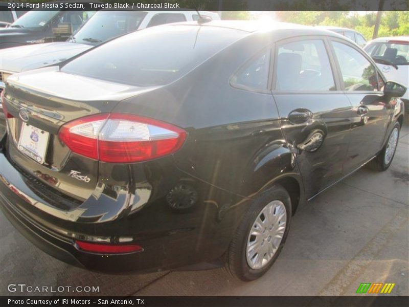 Tuxedo Black / Charcoal Black 2014 Ford Fiesta S Sedan