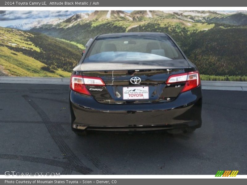 Attitude Black Metallic / Ash 2014 Toyota Camry LE