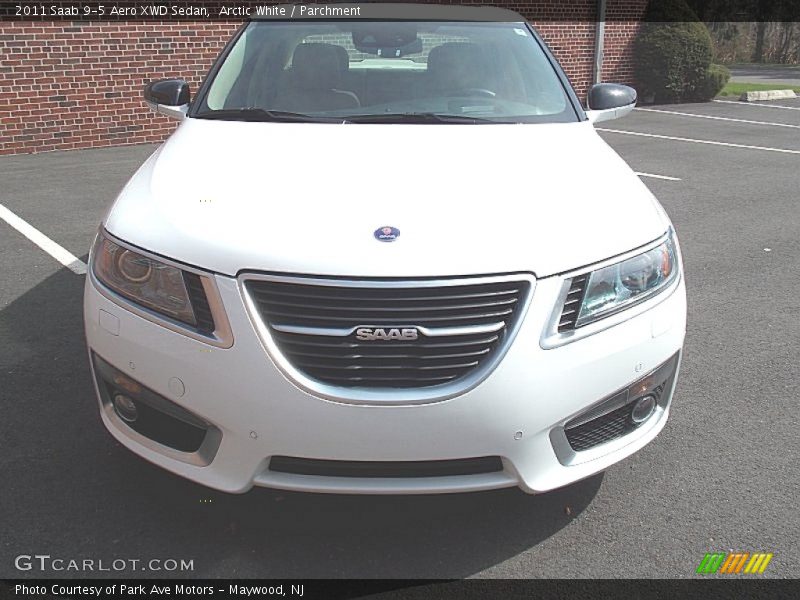 Arctic White / Parchment 2011 Saab 9-5 Aero XWD Sedan