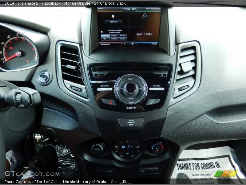 Controls of 2014 Fiesta ST Hatchback