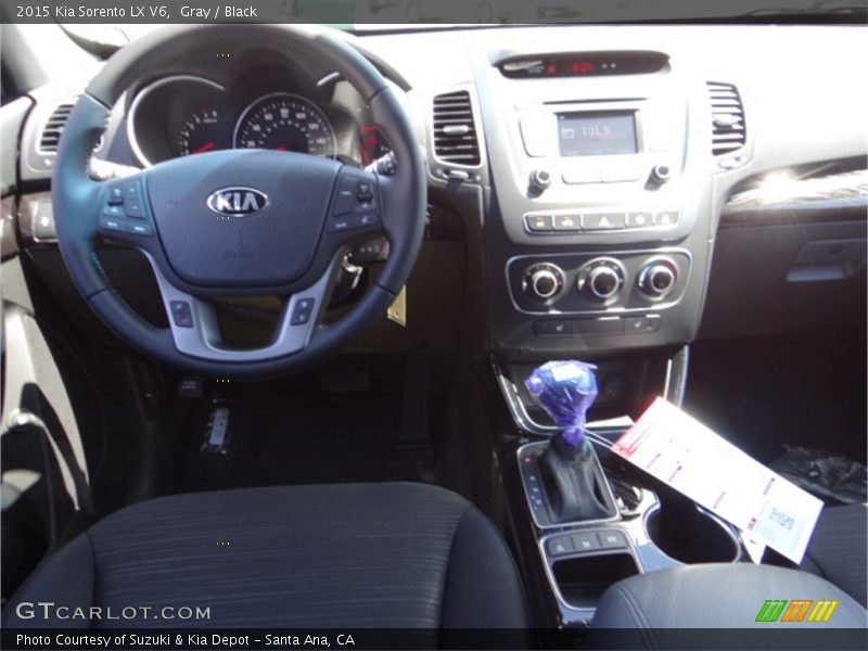 Gray / Black 2015 Kia Sorento LX V6
