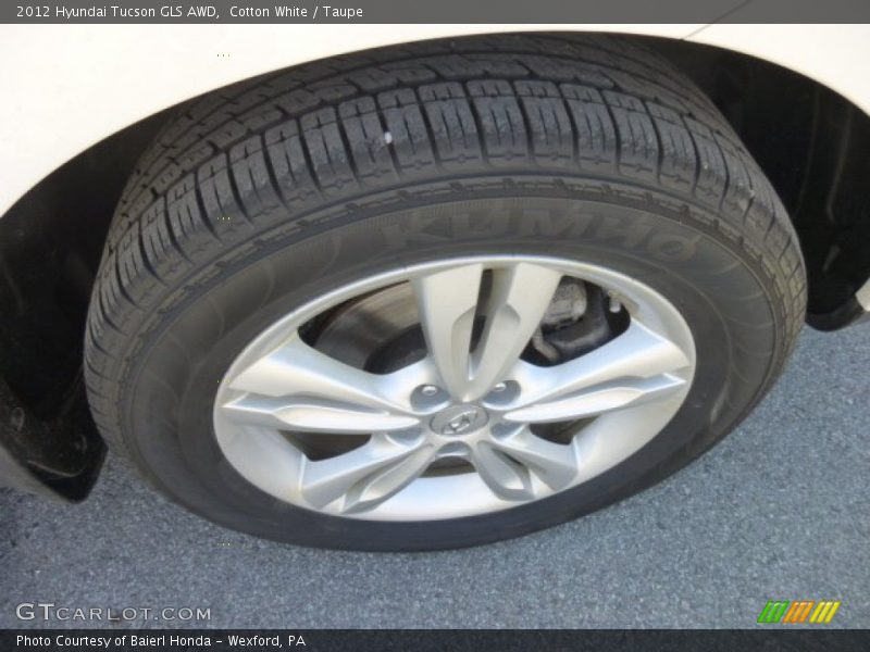 Cotton White / Taupe 2012 Hyundai Tucson GLS AWD