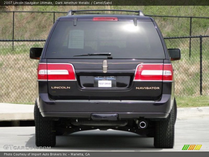 Dark Amethyst Metallic / Camel/Sand 2007 Lincoln Navigator Ultimate