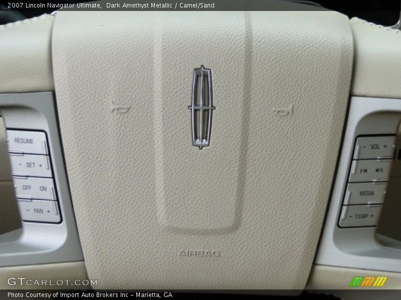 Dark Amethyst Metallic / Camel/Sand 2007 Lincoln Navigator Ultimate