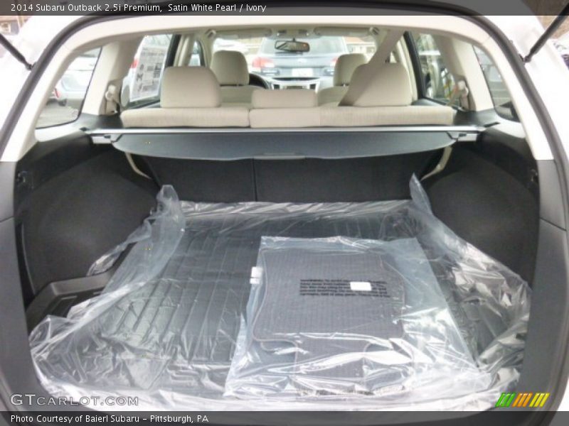 Satin White Pearl / Ivory 2014 Subaru Outback 2.5i Premium