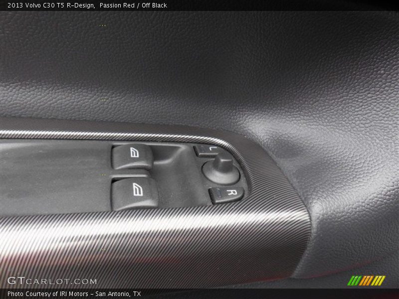 Passion Red / Off Black 2013 Volvo C30 T5 R-Design