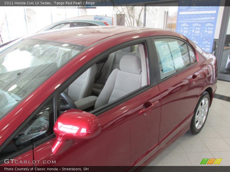 Tango Red Pearl / Beige 2011 Honda Civic LX Sedan