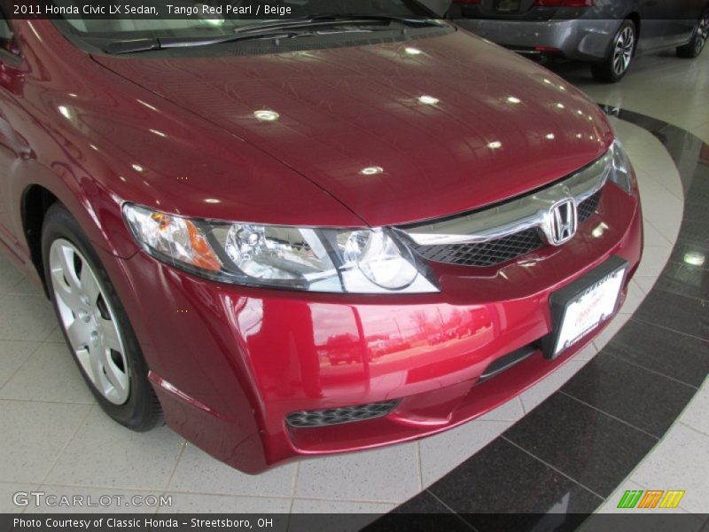 Tango Red Pearl / Beige 2011 Honda Civic LX Sedan