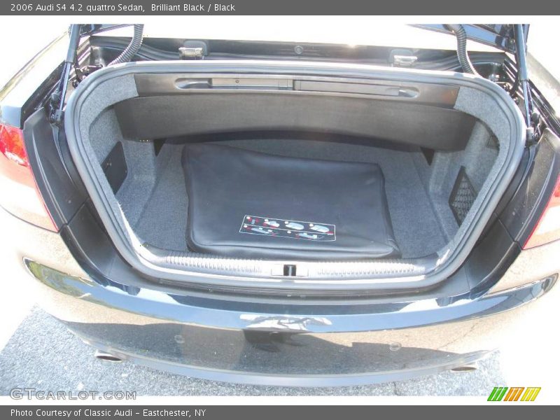 Brilliant Black / Black 2006 Audi S4 4.2 quattro Sedan