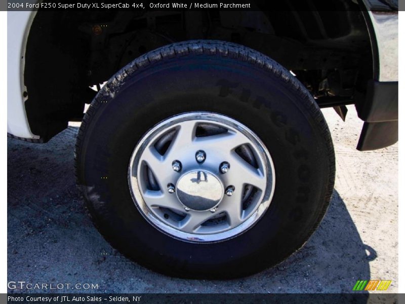 Oxford White / Medium Parchment 2004 Ford F250 Super Duty XL SuperCab 4x4