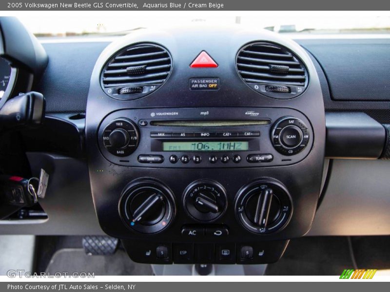 Aquarius Blue / Cream Beige 2005 Volkswagen New Beetle GLS Convertible