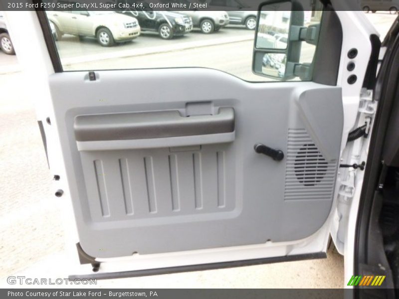Door Panel of 2015 F250 Super Duty XL Super Cab 4x4
