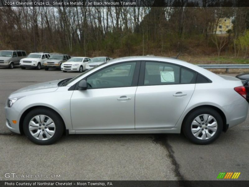Silver Ice Metallic / Jet Black/Medium Titanium 2014 Chevrolet Cruze LS