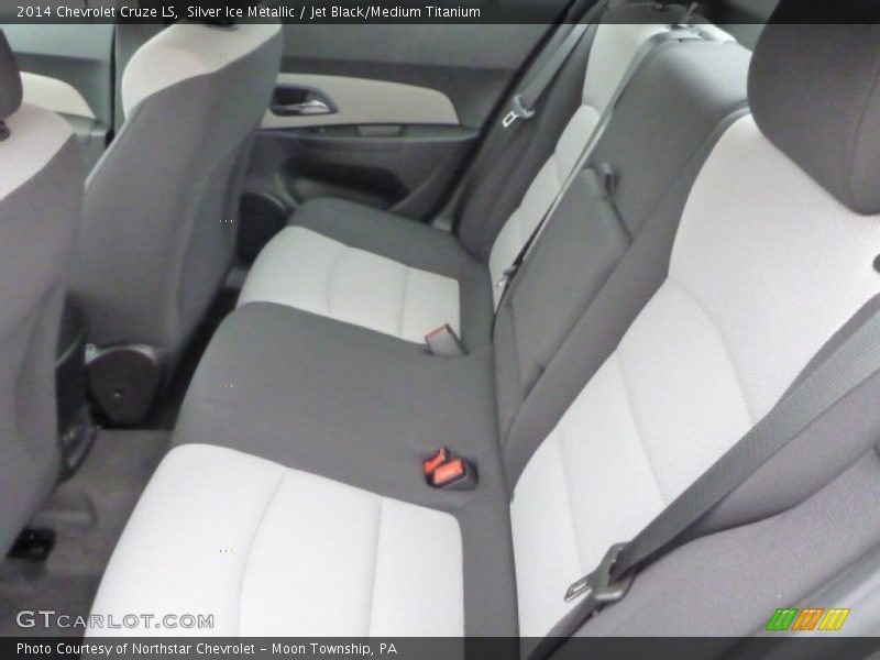 Silver Ice Metallic / Jet Black/Medium Titanium 2014 Chevrolet Cruze LS