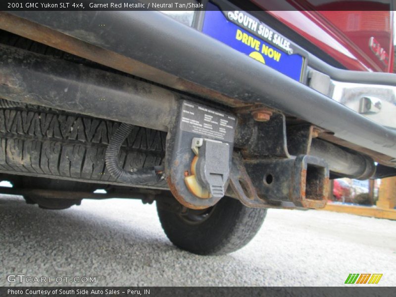 Garnet Red Metallic / Neutral Tan/Shale 2001 GMC Yukon SLT 4x4