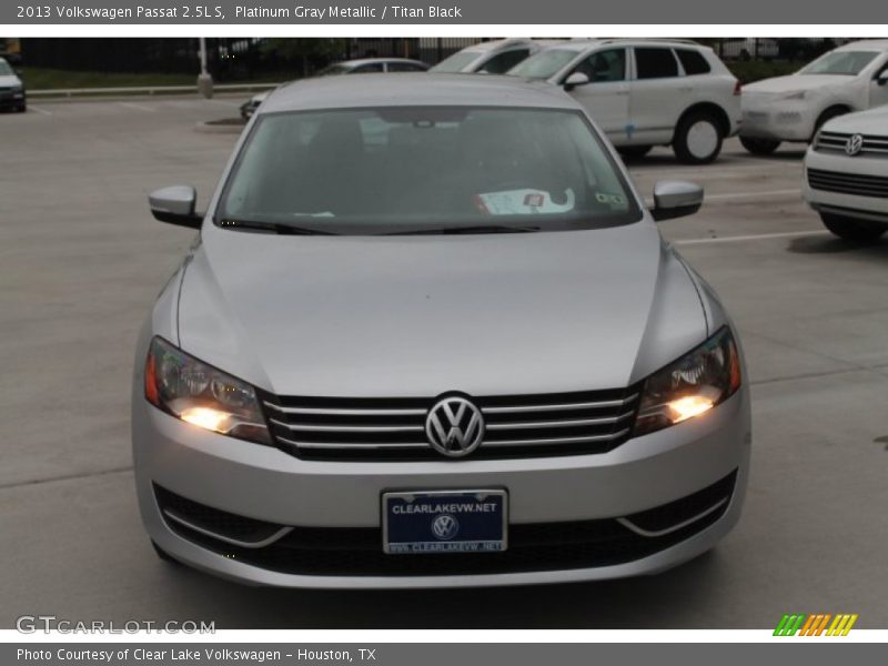 Platinum Gray Metallic / Titan Black 2013 Volkswagen Passat 2.5L S