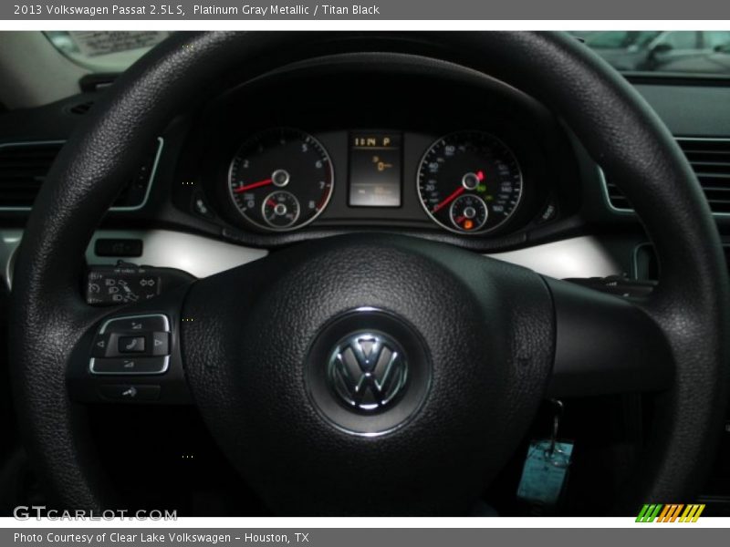 Platinum Gray Metallic / Titan Black 2013 Volkswagen Passat 2.5L S
